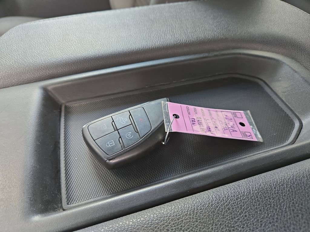 Used 2022 Chevrolet Silverado 1500 Custom Trail Boss w/ LPO, Dark Essentials Package image 28