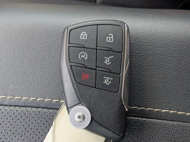 Used 2024 Chevrolet Suburban Premier AWD/4WD image 34