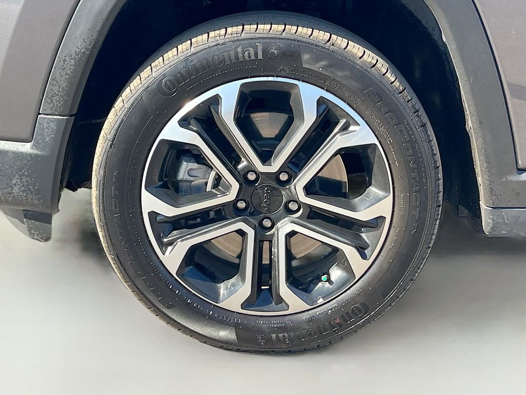 Used 2023 Jeep Compass Limited AWD/4WD image 29