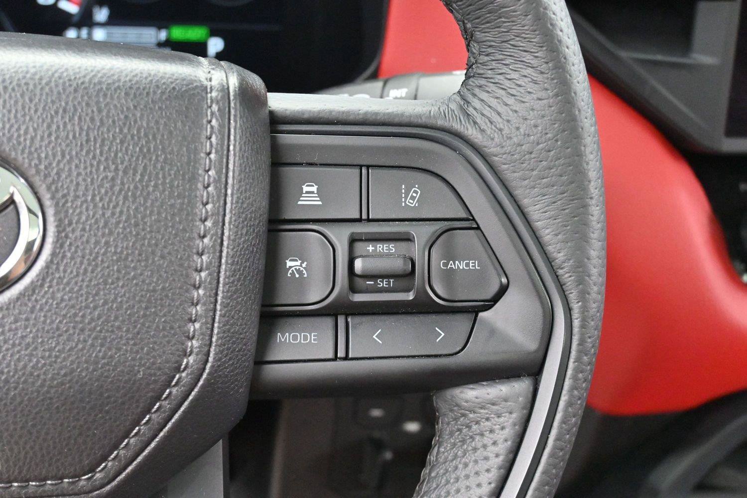 Used 2025 Toyota Tundra TRD Pro AWD/4WD image 16