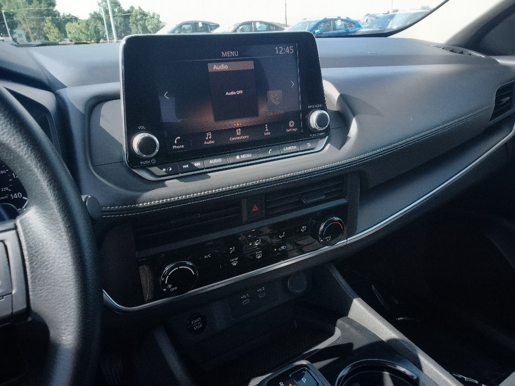 Used 2024 Nissan Rogue S AWD/4WD image 17