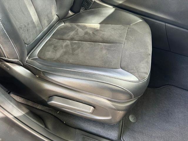 Certified 2023 Jeep Grand Cherokee L Laredo image 36