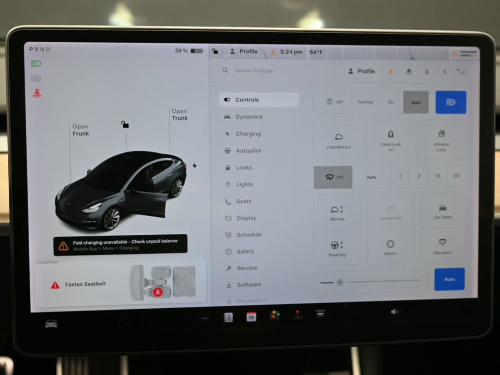 Used 2018 Tesla Model 3 Long Range image 24