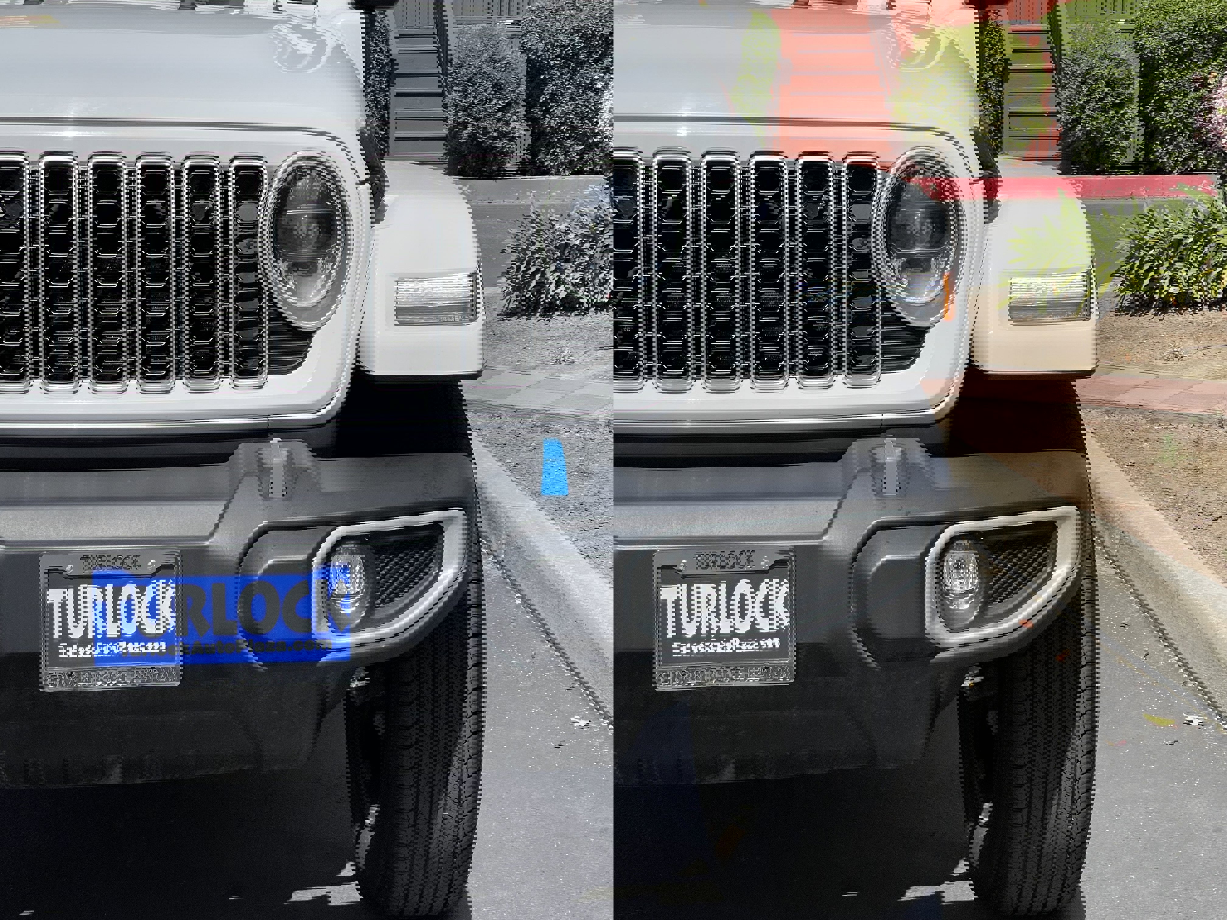 Used 2024 Jeep Wrangler Unlimited Sahara image 5