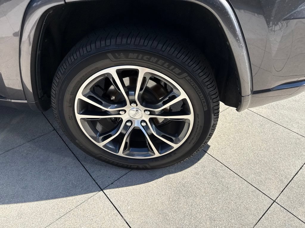 Used 2015 Jeep Grand Cherokee Overland AWD/4WD image 21