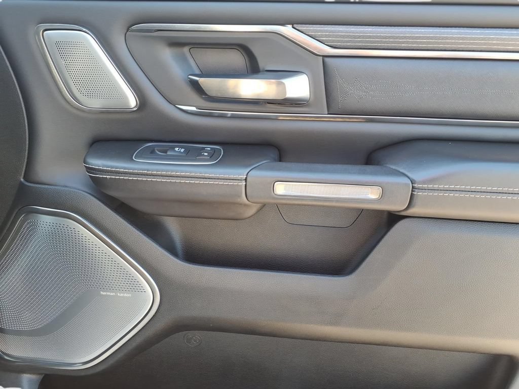 Used 2020 RAM 1500 Limited AWD/4WD image 9