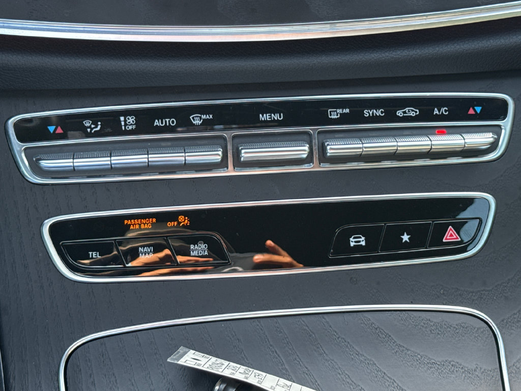 Used 2022 Mercedes-Benz E 350 Sedan image 24