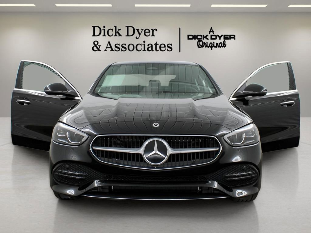 Used 2025 Mercedes-Benz C 300 Sedan image 12