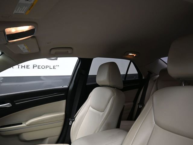 Used 2020 Chrysler 300 Touring L w/ Quick Order Package 2EF image 17