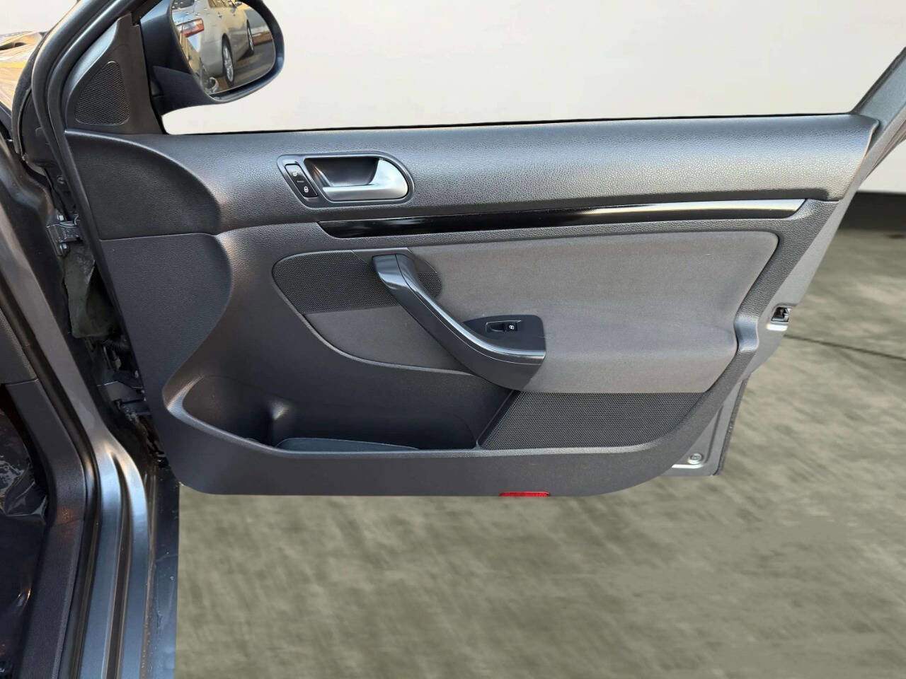 Used 2013 Volkswagen Jetta S image 29