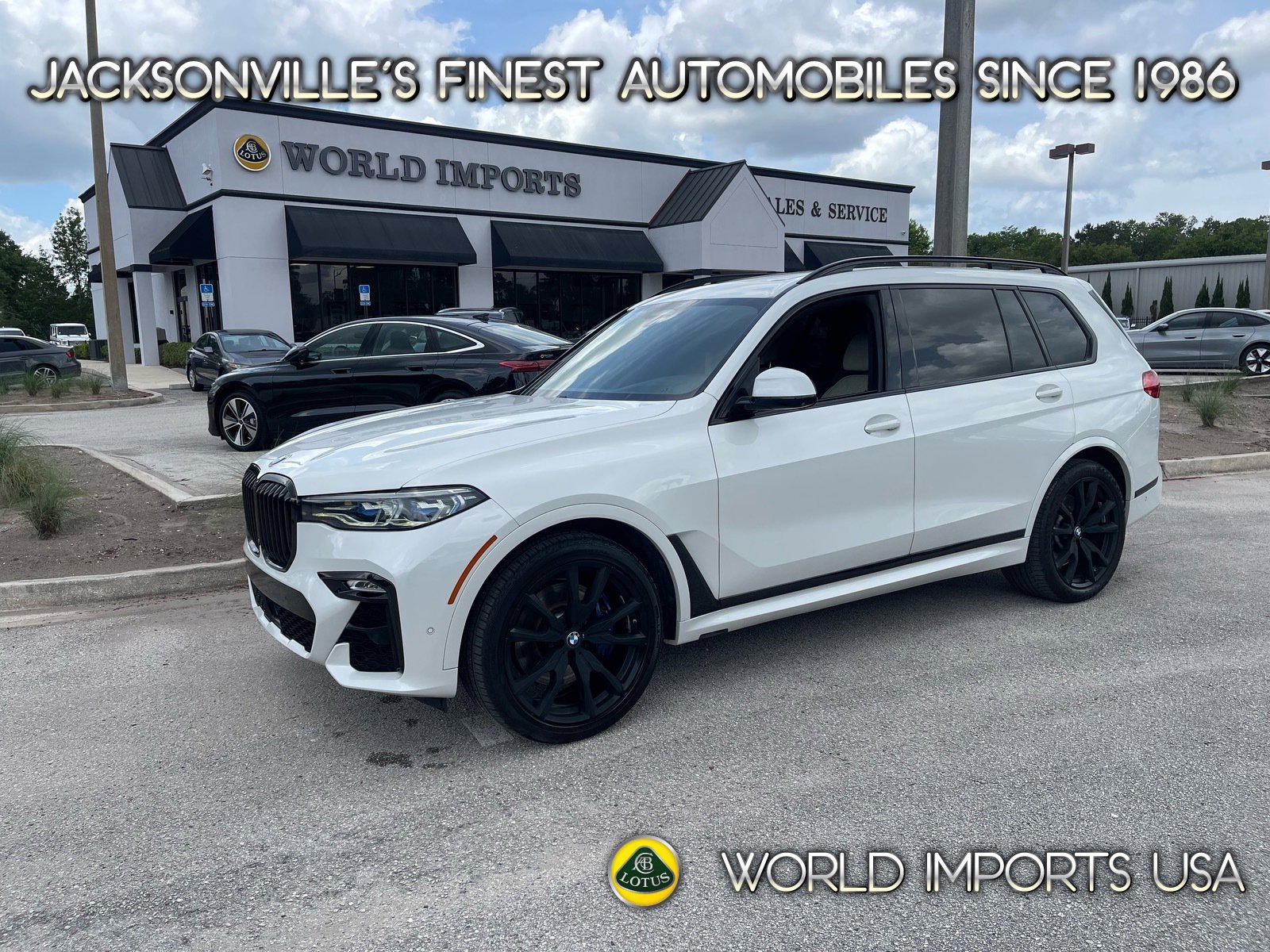 Used 2020 BMW X7 M50i w/ Dynamic Handling Package AWD/4WD image 1