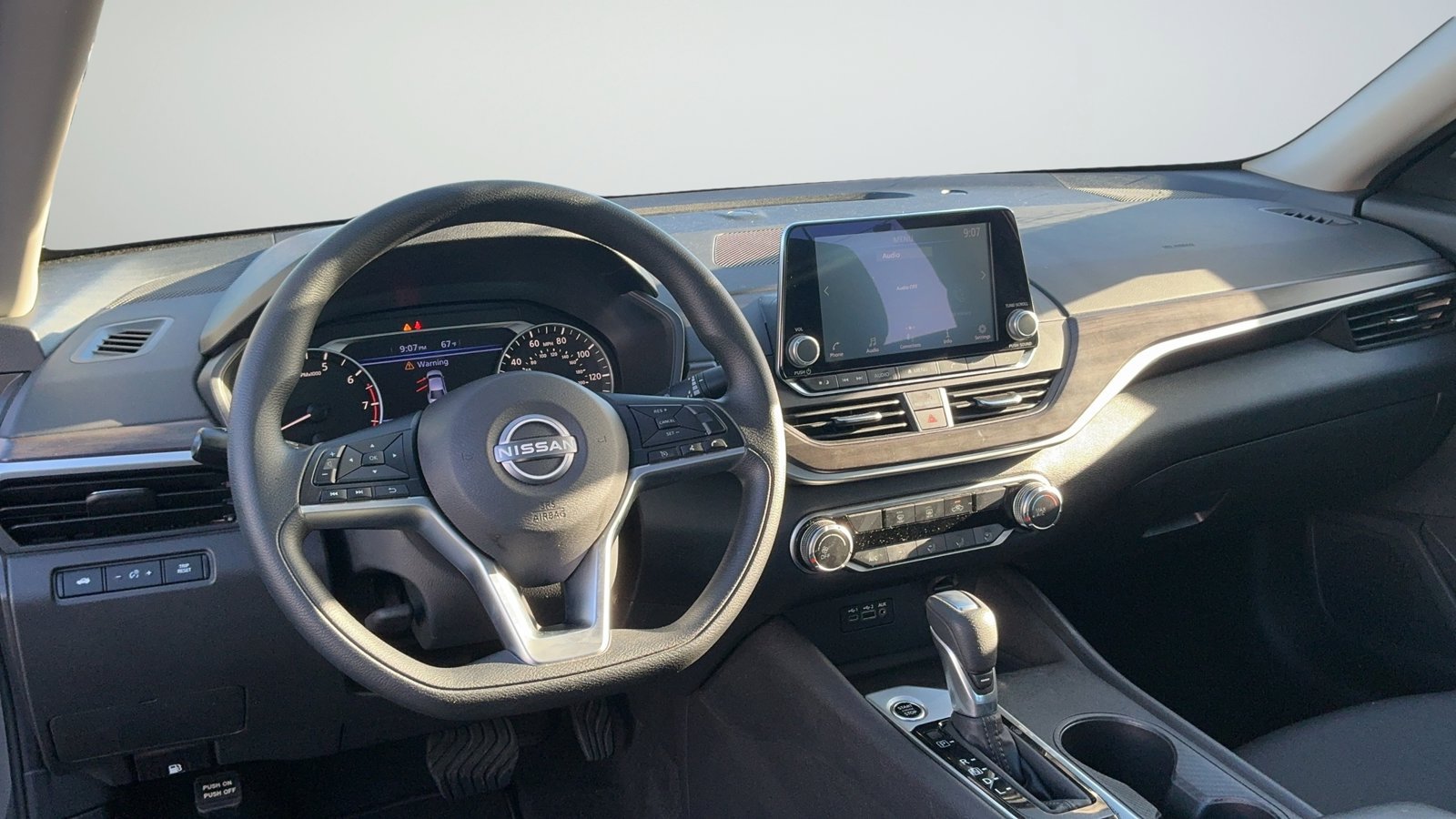 Certified 2025 Nissan Altima 2.5 SV FWD image 20
