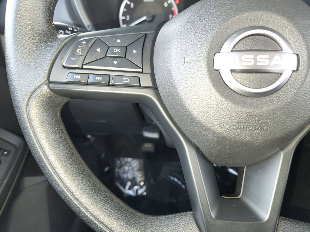 Used 2025 Nissan Sentra S image 23