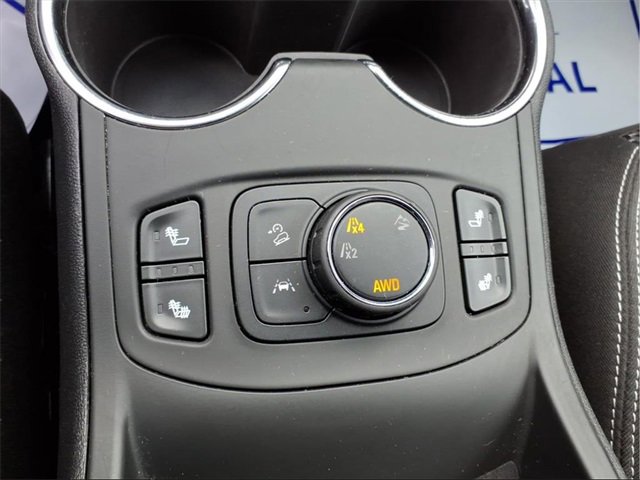 Used 2023 GMC Terrain SLE w/ Driver Convenience Package image 19