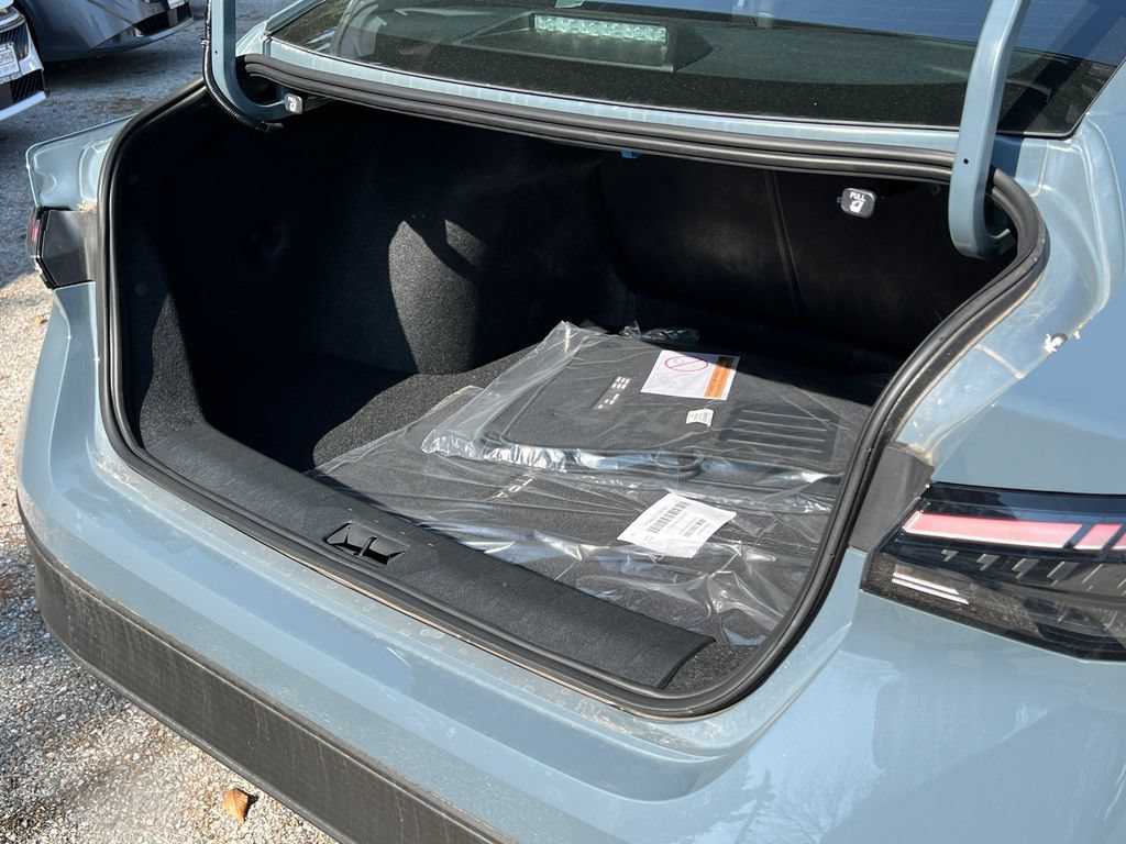 New 2026 Nissan Sentra SV w/ SV Convenience Package FWD image 19