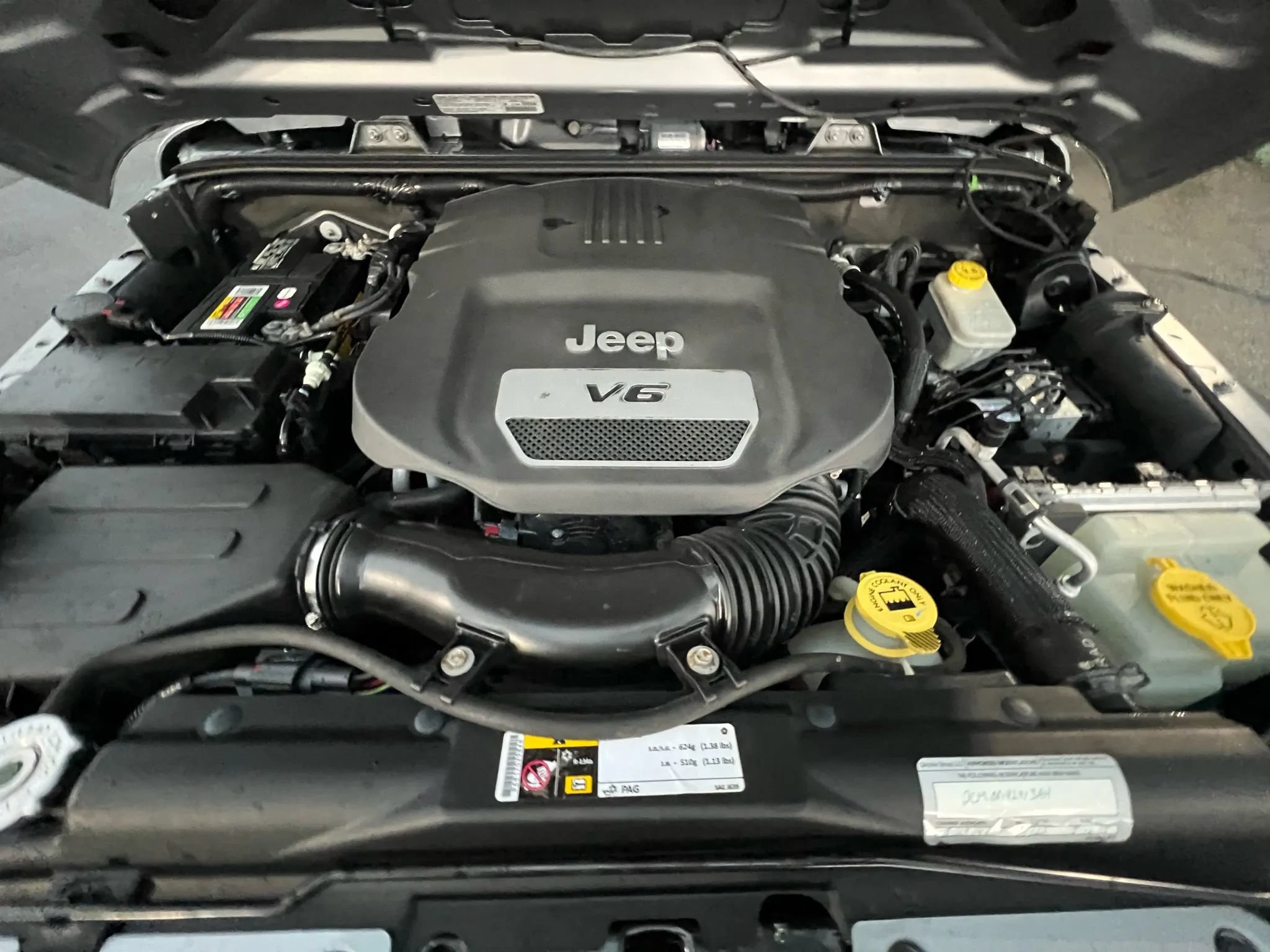 Used 2014 Jeep Wrangler Unlimited Sport w/ Quick Order Package 24S AWD/4WD image 58