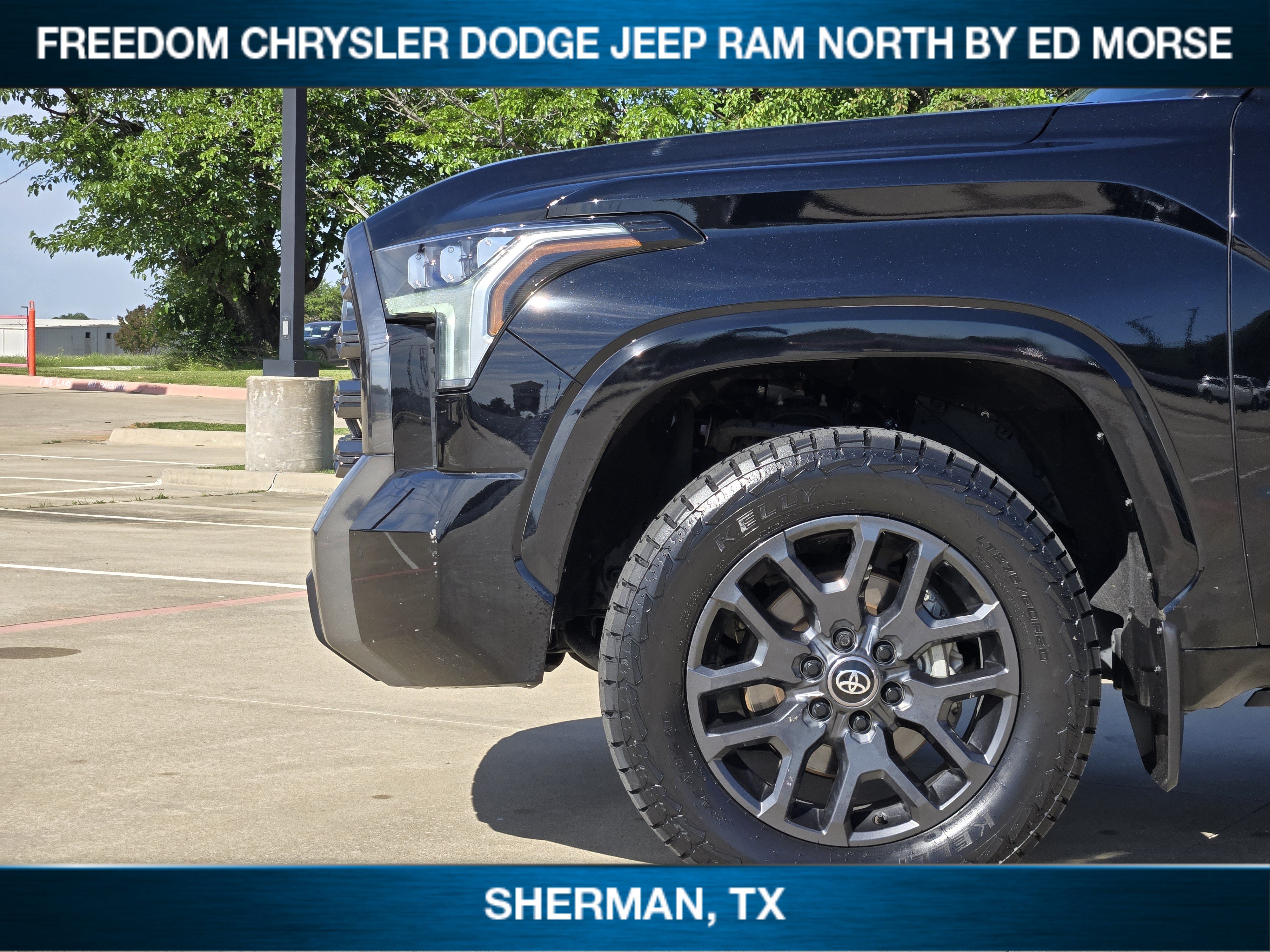 Used 2025 Toyota Tundra Platinum AWD/4WD image 6