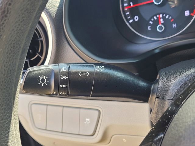 Used 2022 Kia Forte LXS image 15