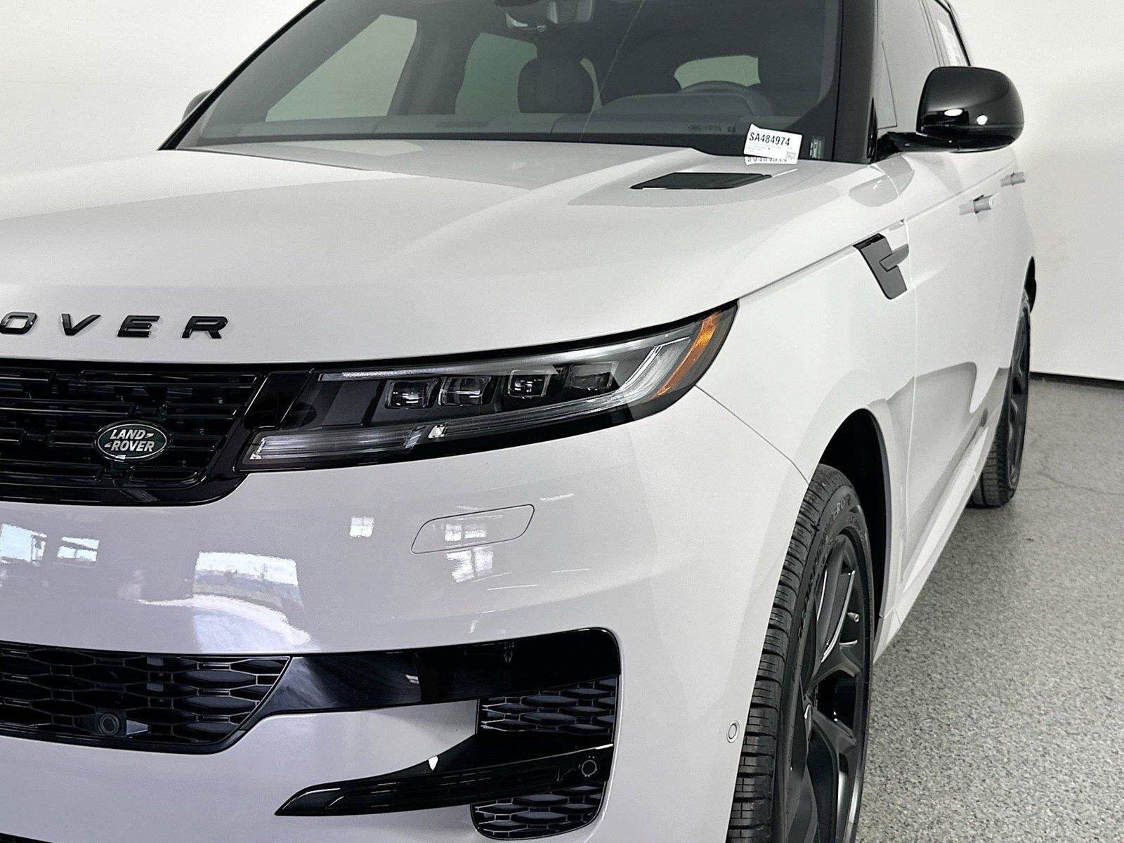 Certified 2025 Land Rover Range Rover Sport Dynamic SE AWD/4WD image 7