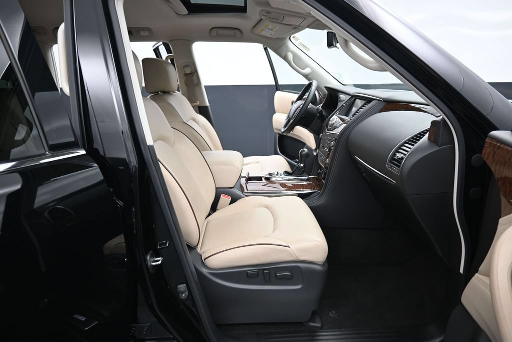 Used 2020 Nissan Armada Platinum w/ Captain's Chairs Package AWD/4WD image 43