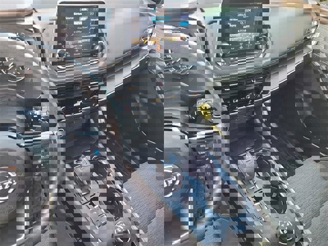 Used 2023 Nissan Rogue SV image 14