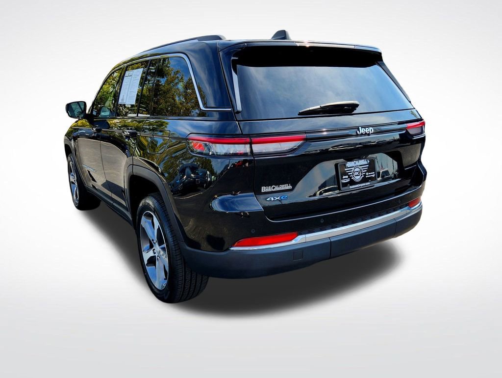 Used 2022 Jeep Grand Cherokee Limited 4xe image 6