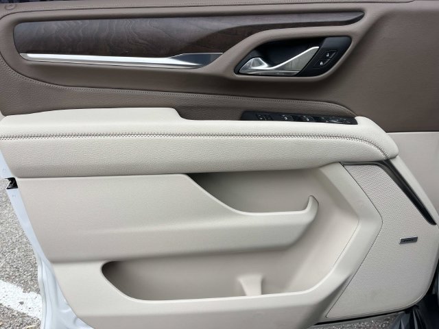 Used 2024 GMC Yukon Denali AWD/4WD image 32