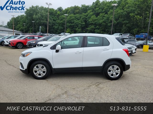 Used 2017 Chevrolet Trax LS FWD image 2