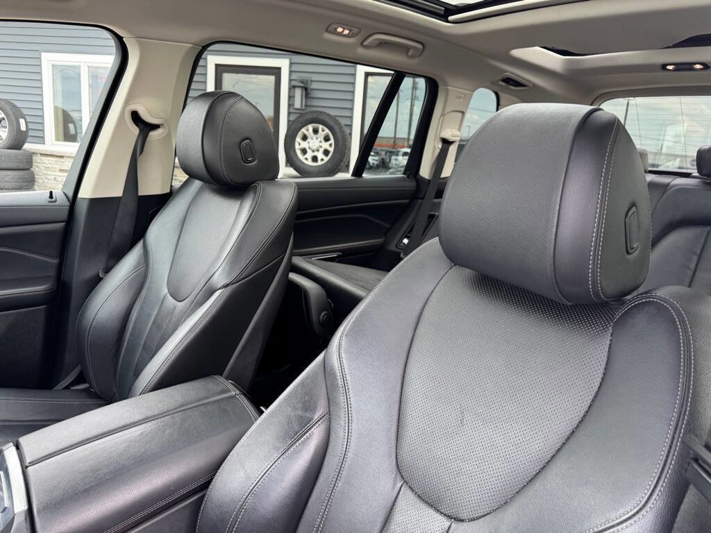 Used 2020 BMW X7 xDrive40i w/ Cold Weather Package image 14