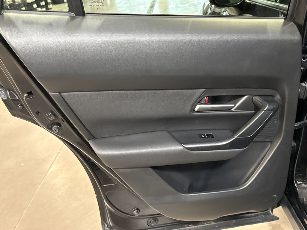 Used 2025 MAZDA CX-50 AWD 2.5 S w/ Preferred Package image 11