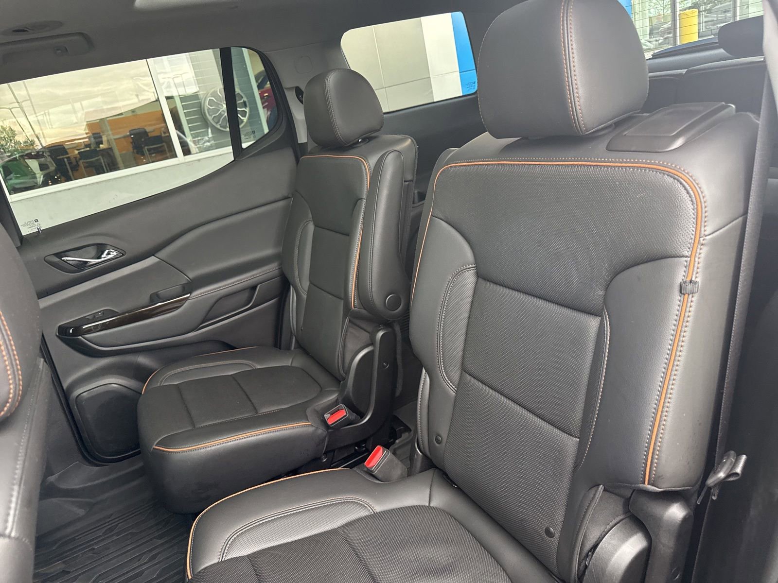 Used 2023 GMC Acadia AT4 w/ Technology Package AWD/4WD image 18