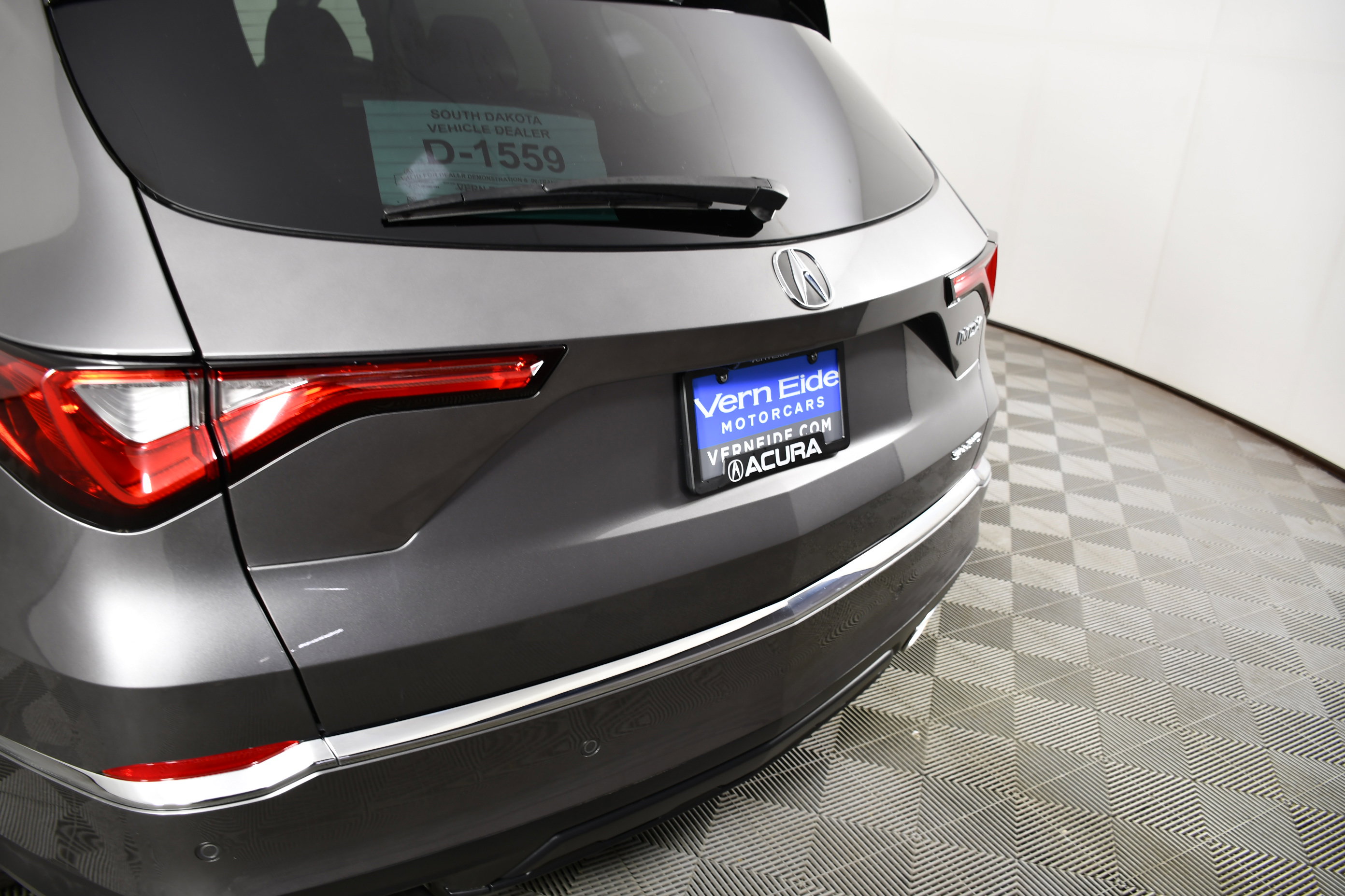 Certified 2024 Acura MDX SH-AWD w/ Technology Package image 15