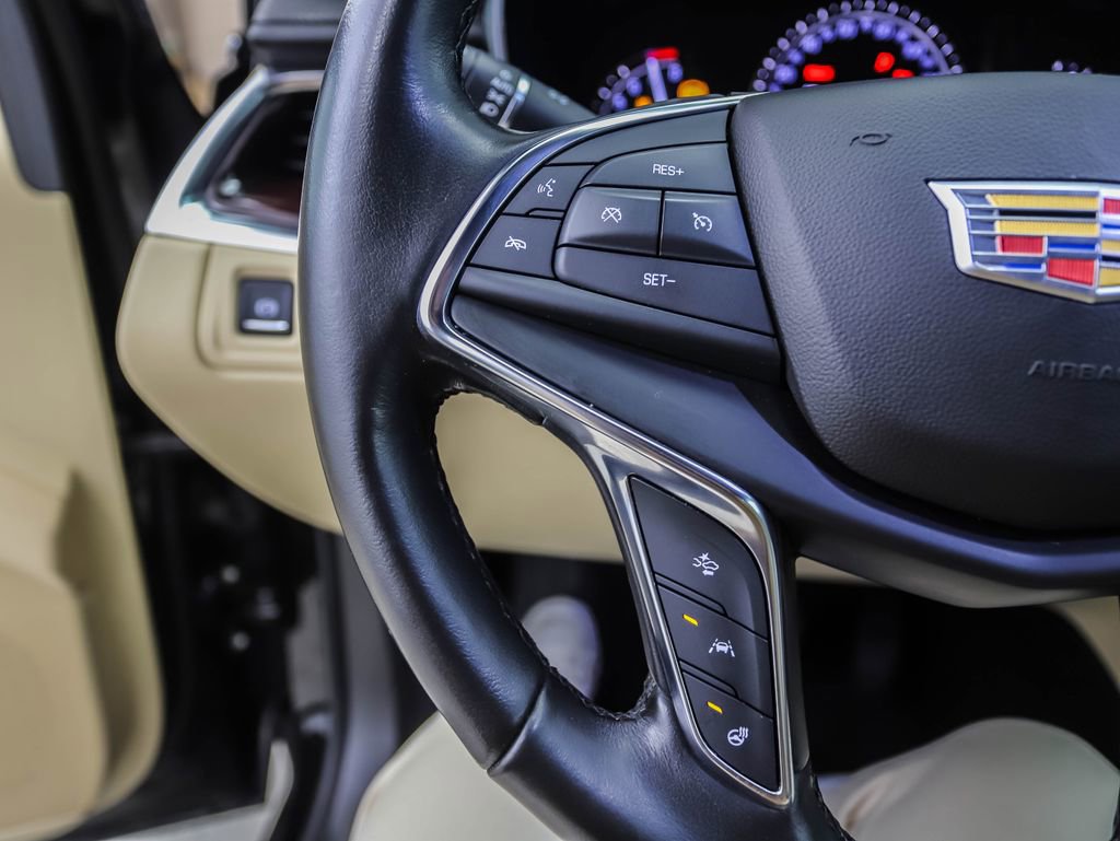 Used 2019 Cadillac XT5 Luxury image 12