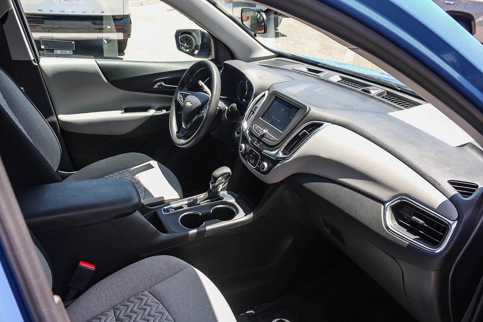 Used 2024 Chevrolet Equinox LS w/ LS Convenience Package FWD image 19
