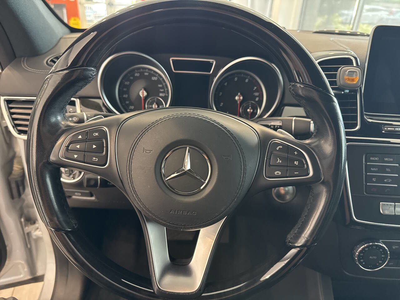 Used 2018 Mercedes-Benz GLS 450 4MATIC w/ Premium Package image 19