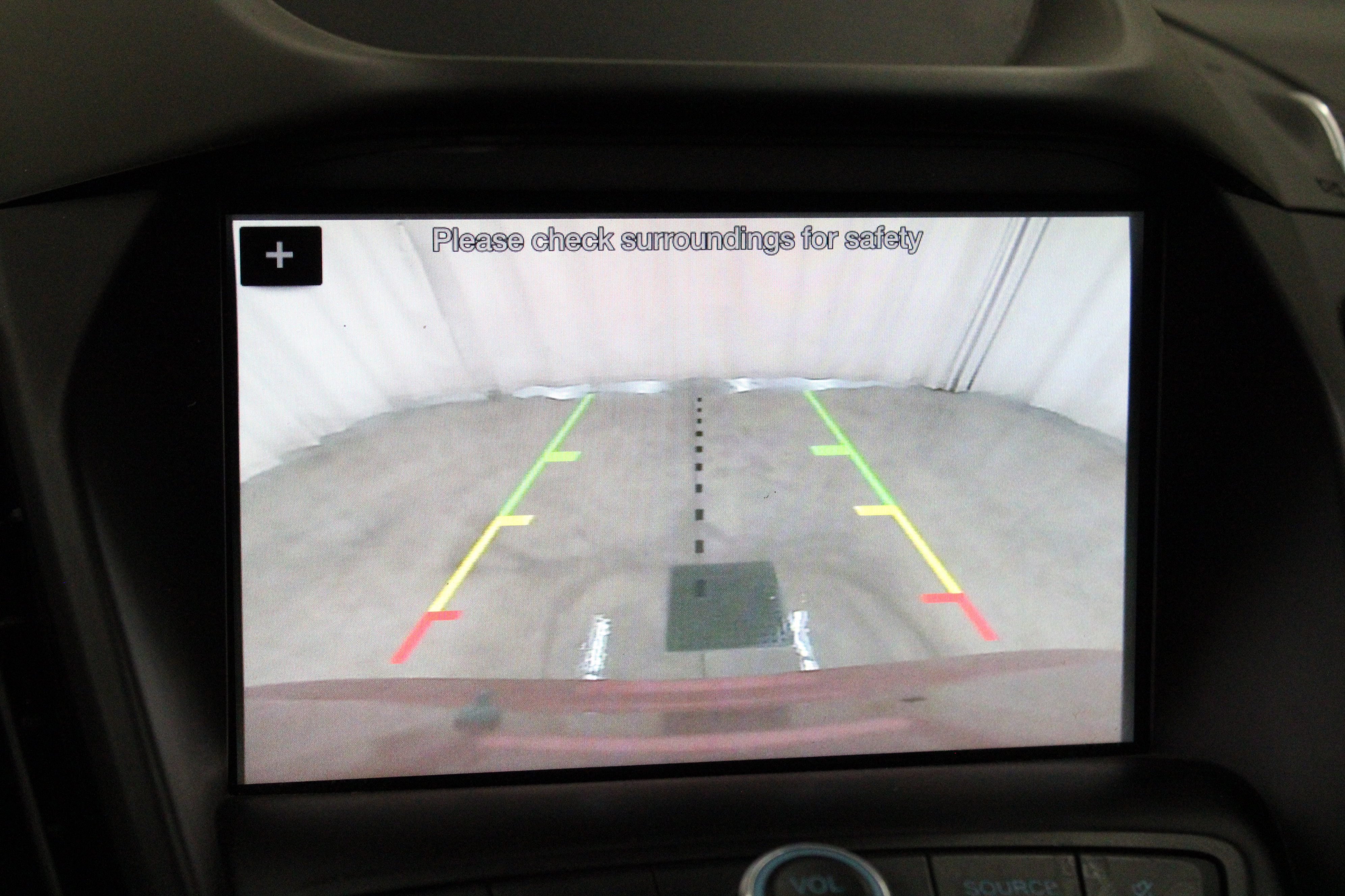 Used 2019 Ford Escape SE image 5