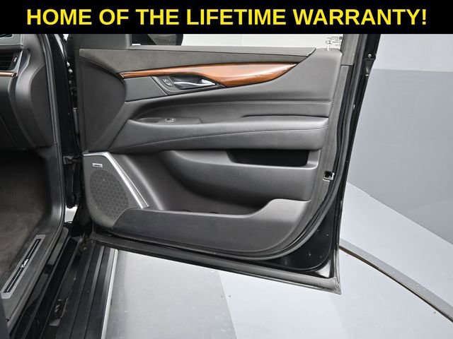 Used 2020 Cadillac Escalade Premium Luxury image 51