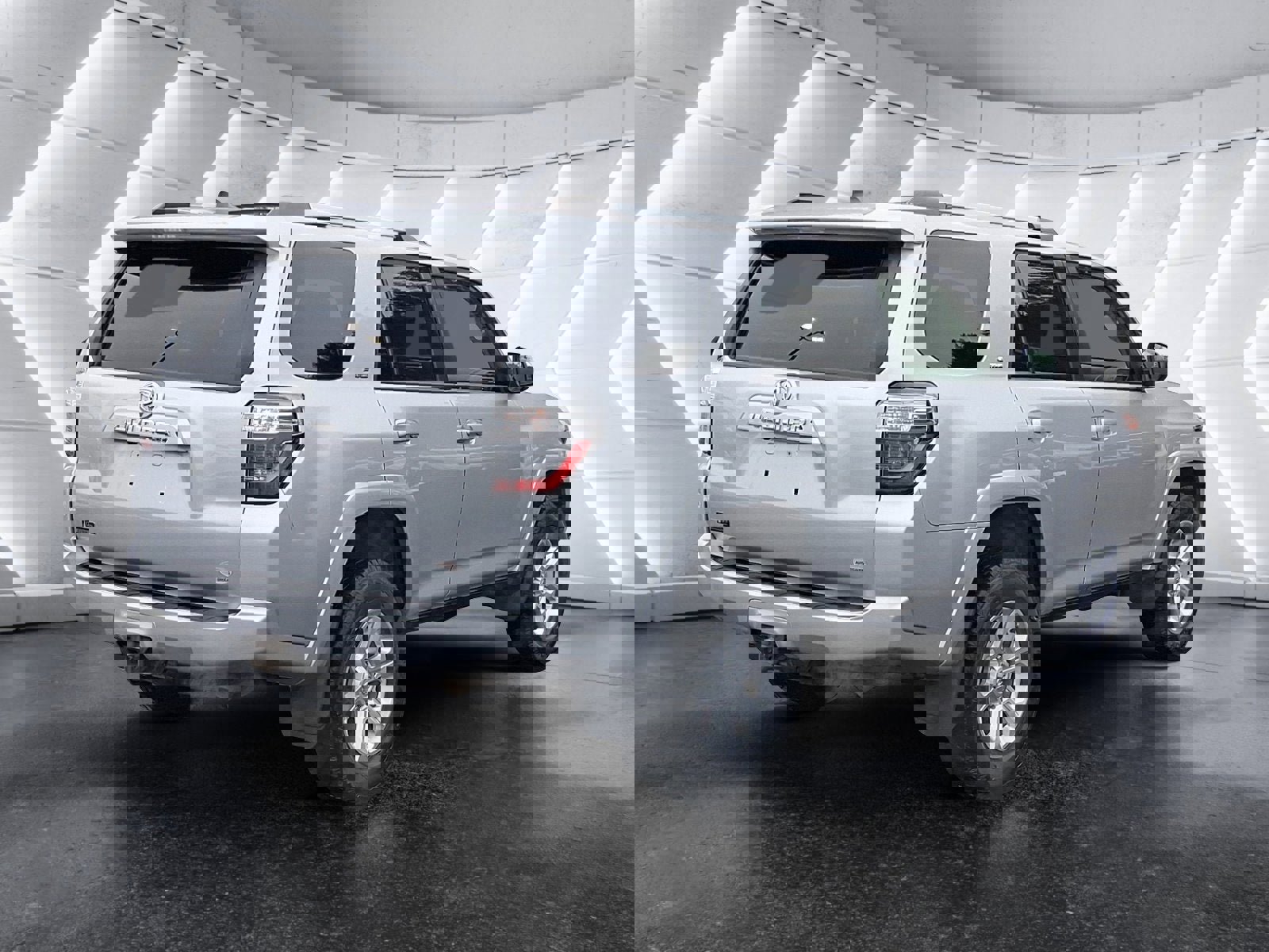 Used 2022 Toyota 4Runner SR5 image 6