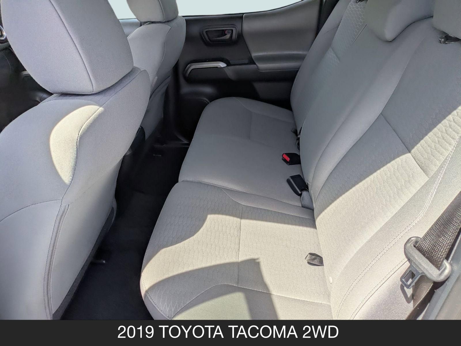 Used 2019 Toyota Tacoma SR5 RWD image 15