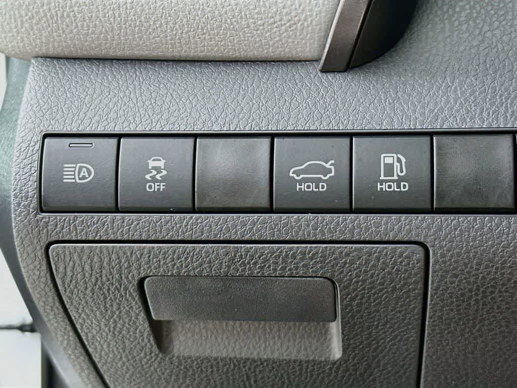 Used 2024 Toyota Camry SE w/ Convenience Package FWD image 25