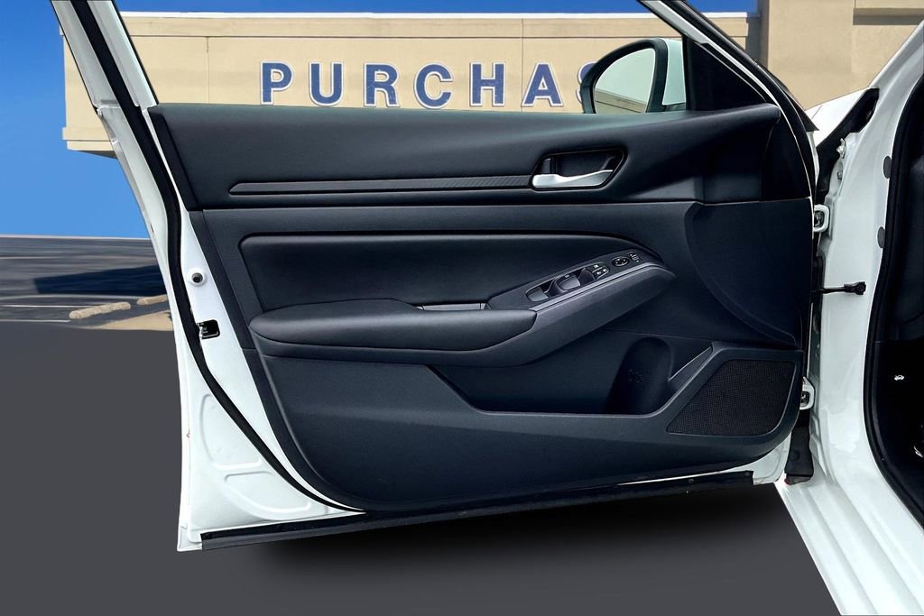 Used 2022 Nissan Altima 2.5 S image 22