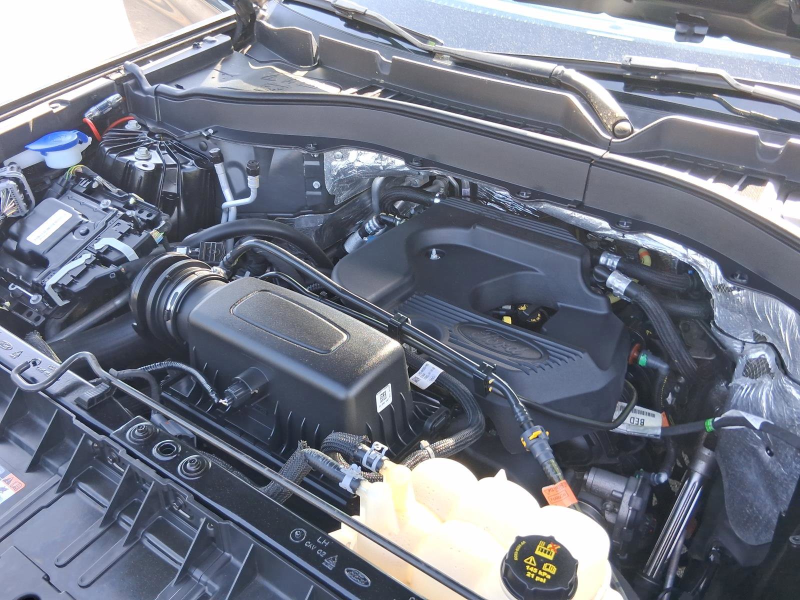 Used 2020 Ford Explorer XLT w/ Class III Trailer Tow Package AWD/4WD image 28