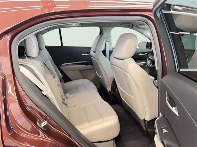 Certified 2023 Cadillac XT4 Luxury image 9