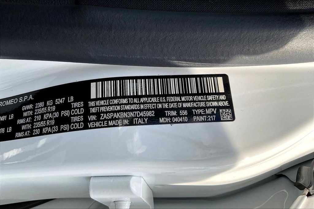 Used 2022 Alfa Romeo Stelvio Ti AWD/4WD image 19