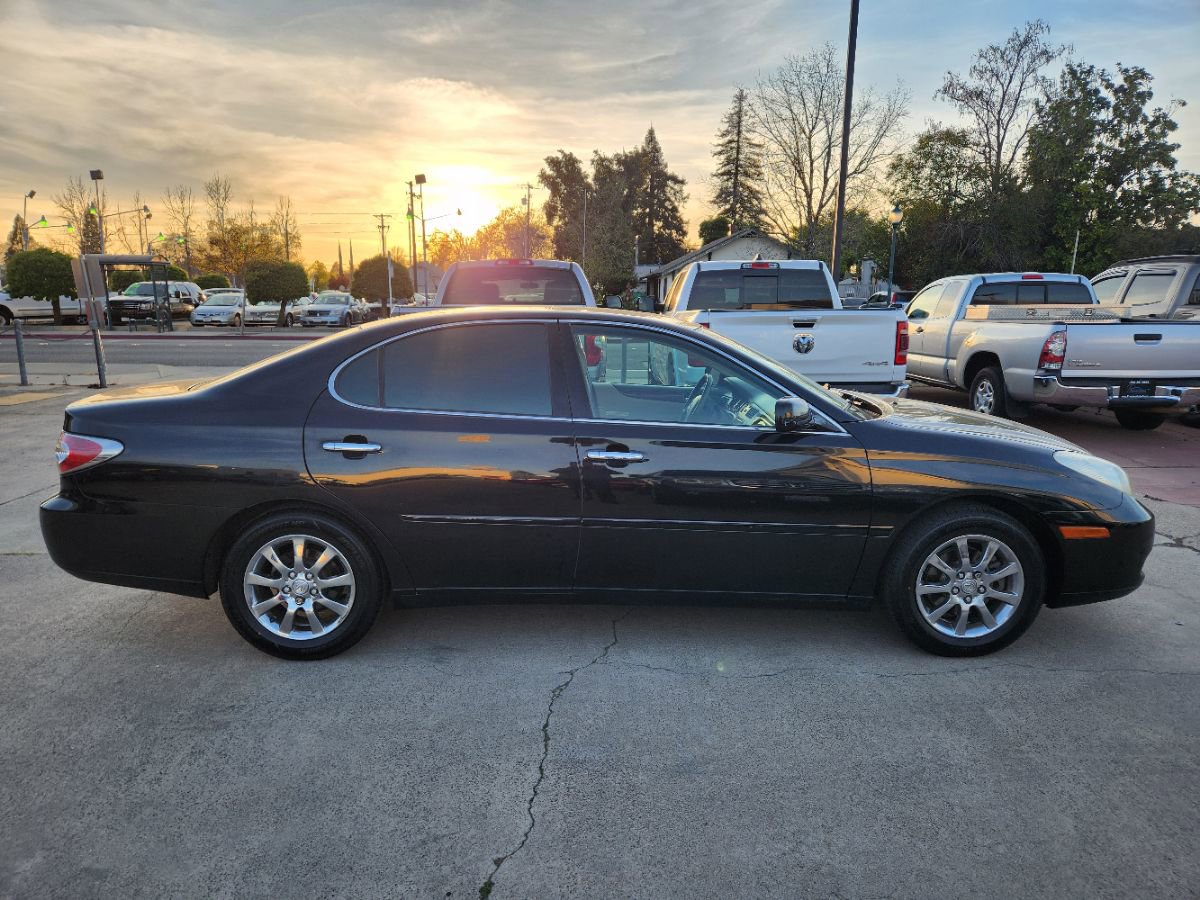 Used 2002 Lexus ES 330 FWD image 7