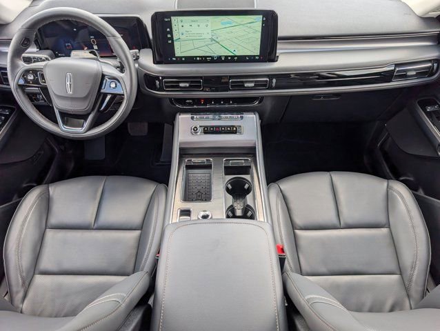 New 2026 Lincoln Aviator 2WD image 5