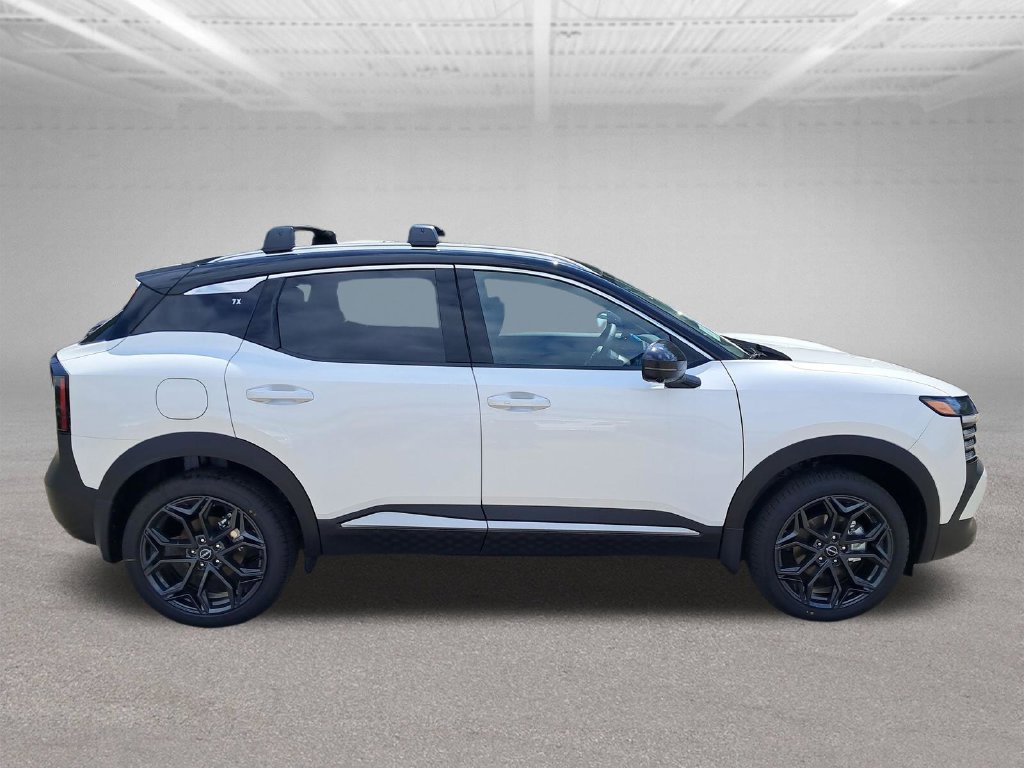New 2026 Nissan Kicks SR AWD/4WD image 7