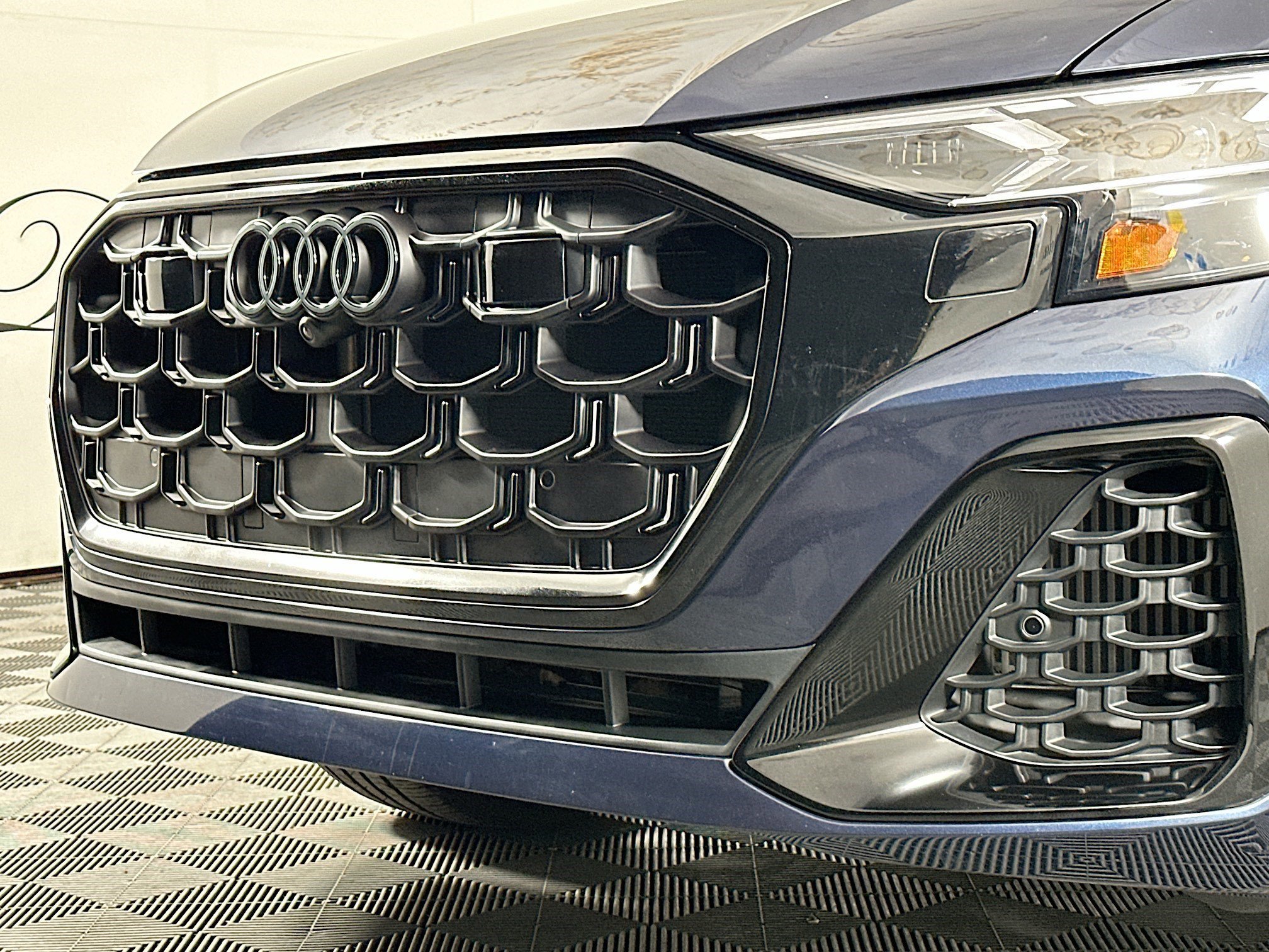 Used 2025 Audi Q8 Premium Plus w/ Premium Plus Package AWD/4WD image 34