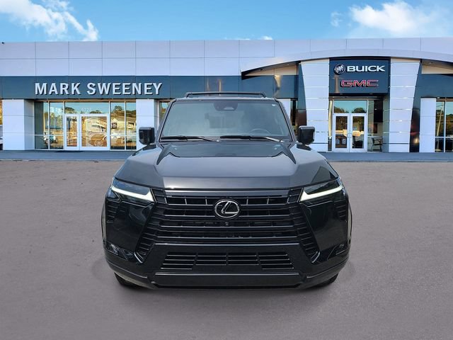 Used 2024 Lexus GX 550 w/ Accessory Package (2T) AWD/4WD image 2