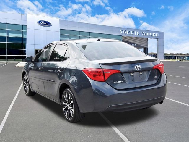 Used 2018 Toyota Corolla XSE FWD image 2
